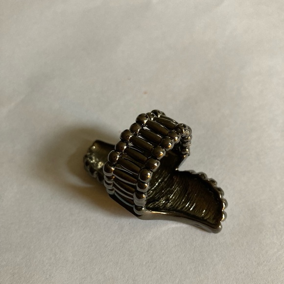 Unique design,costume ring - Picture 8 of 8